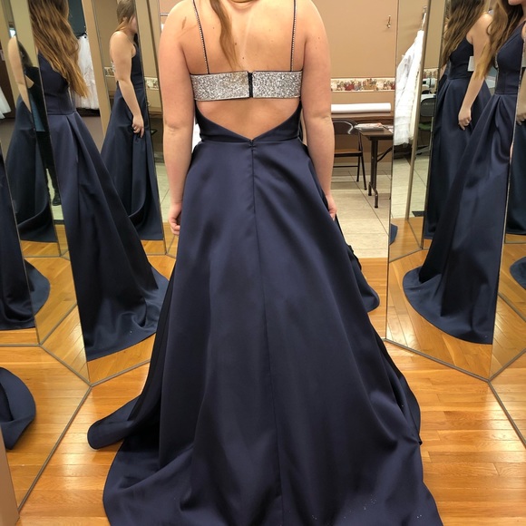 Prom Dress - Picture 2 of 6